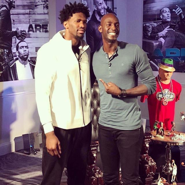 动力链为轴 动力链为轴